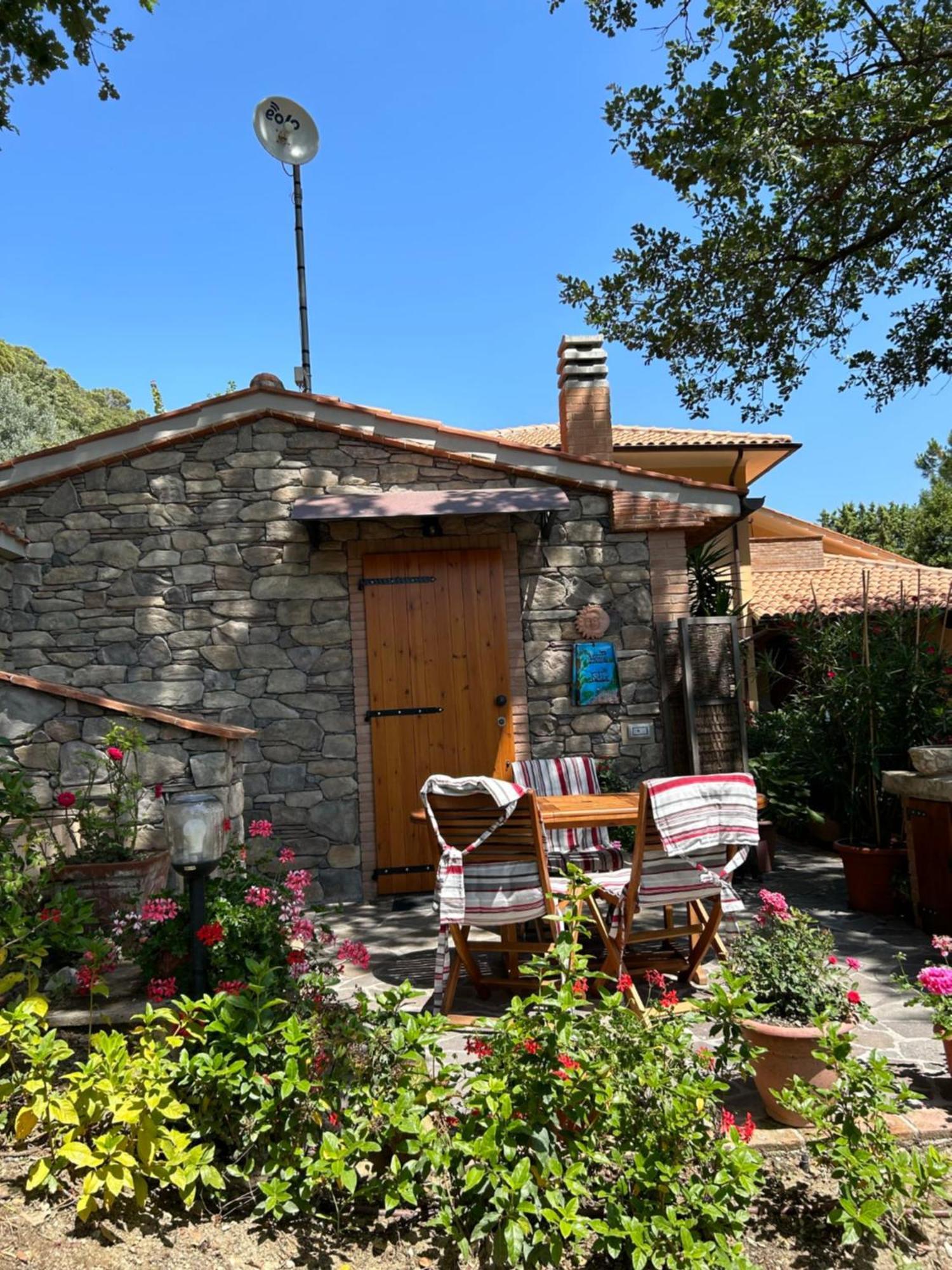Holiday Home Home Relax By Interhome Castellina Marittima Extérieur photo